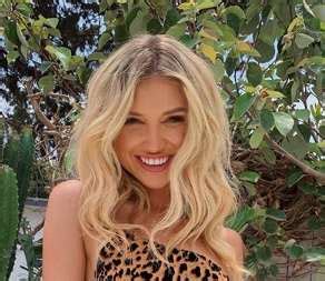 Gabrielle Epstein Height, Weight, Age, Body Statistics